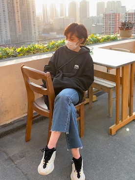「MISBHV（ミスビヘイブ）のアイテム（アクセサリー）」を使った、一丸さん（レディース・165cm）の春コーディネート