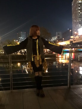 「Abercrombie&Fitch（アバークロンビーアンドフィッチ）のアイテム（ベスト）」を使った、漆黒のぷりんきぃ🌙*.｡★*ﾟさん（レディース・153cm）の秋コーディネート