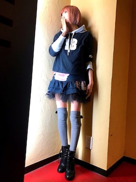 「バーバリー」｜「アイテム（スウェット）」を使った、漆黒のぷりんきぃ🌙*.｡★*ﾟさん（レディース・153cm）の冬コーディネート