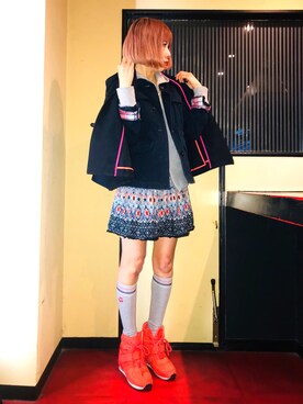 「花柄」｜「アイテム（ポンチョ）」を使った、漆黒のぷりんきぃ🌙*.｡★*ﾟさん（レディース・153cm）の春コーディネート