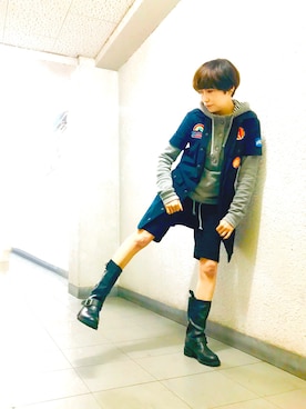 「Abercrombie&Fitch（アバークロンビーアンドフィッチ）のアイテム（パーカー）」を使った、漆黒のぷりんきぃ🌙*.｡★*ﾟさん（レディース・153cm）の春コーディネート