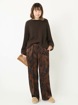 「クルーネックニット」｜MIZUさん（レディース・162cm）の秋コーディネート