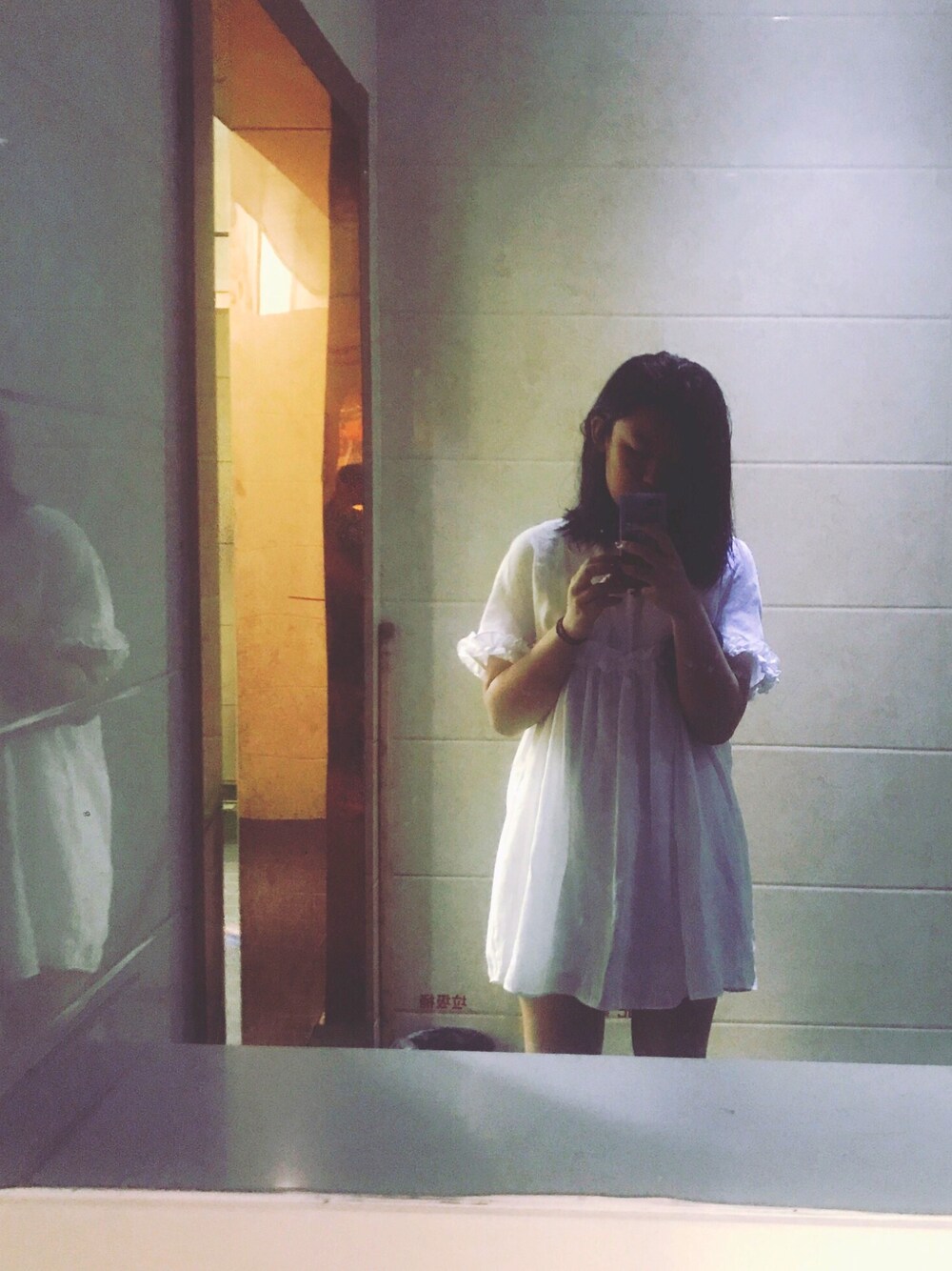 「夏、schoolgirl」｜「ZARAのアイテム（スカート、ホワイト系）」を使った、dollydongさん（レディース・167cm）の春コーディネートの1枚目の写真