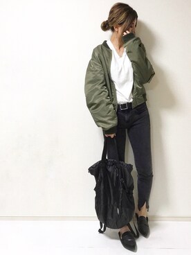 「moussy」｜「アイテム（MA-1）」を使った、erina さん（レディース・165cm）の秋コーディネート