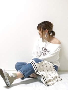 「ハイウエストストレートジーンズ」｜erina さん（レディース・165cm）の春コーディネート