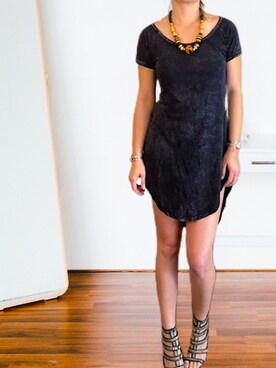 「rag & bone（ラグアンドボーン）のアイテム（ワンピース/ドレス）」を使った、Britt Johnsonさん（レディース・168cm）の春コーディネート