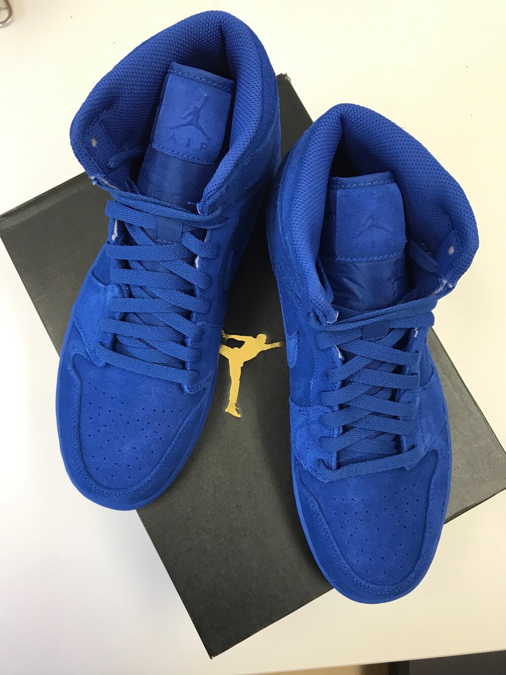 「aj1」｜「NIKEのアイテム（スニーカー、ブルー系）」を使った、海の家さん（メンズ・172cm）の春コーディネートの1枚目の写真