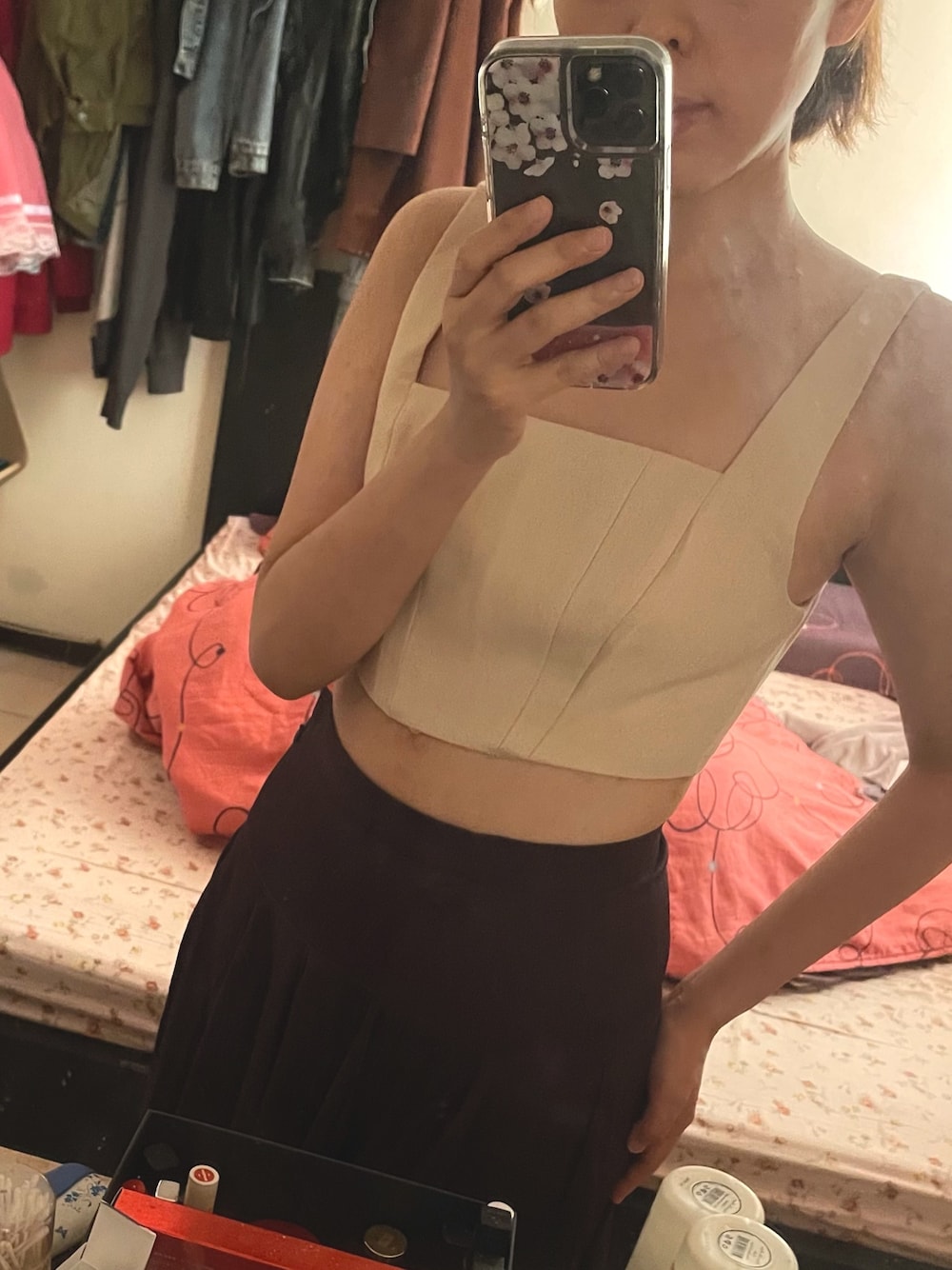 「Keepsakeのアイテム（タンクトップ、ベージュ系）」を使った、Angie Cさん（レディース・163cm）の春コーディネートの1枚目の写真