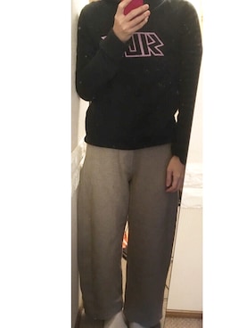 「SILAS（サイラス）のアイテム（パーカー、ブラック系）」を使った、YUKIさん（レディース）の秋コーディネート