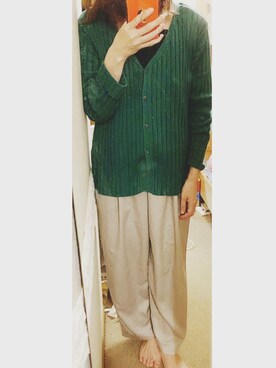 「CIAOPANIC TYPY（チャオパニックティピー）のOSOROホリデイ2WAYカーディガン（カーディガン/ボレロ、グリーン系）」を使った、YUKIさん（レディース）の春コーディネート