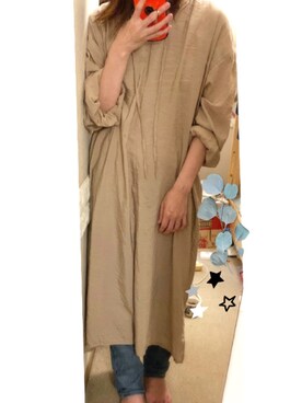 「LOWRYS FARM（ローリーズファーム）のカフタンワンピース　870306（ワンピース、ベージュ系）」を使った、YUKIさん（レディース）の春コーディネート