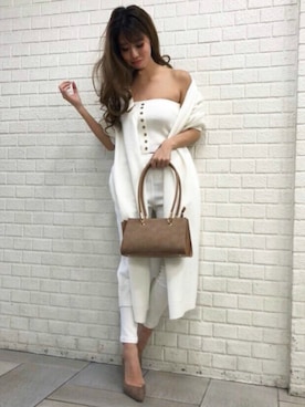 「ホワイトパンツ」｜RESEXXYさん（レディース・163cm）の冬コーディネート