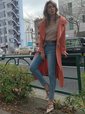 「チョーカートップス」｜「アイテム（トレンチコート）」を使った、RESEXXYさん（レディース・164cm）の冬コーディネート