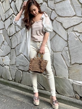 「リゼクシー」｜「アイテム（トップス）」を使った、RESEXXYさん（レディース・160cm）の春コーディネート