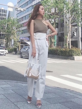 「リゼクシー」｜「アイテム（ニット/セーター）」を使った、RESEXXYさん（レディース・160cm）の夏コーディネート