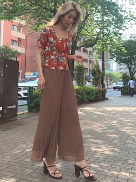 「リゼクシー」｜「アイテム（トップス）」を使った、RESEXXYさん（レディース・164cm）の夏コーディネート