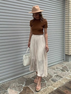 「リゼクシー」｜「アイテム（ニット/セーター）」を使った、RESEXXYさん（レディース・164cm）の秋コーディネート