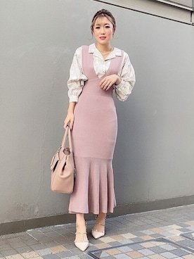 「リゼクシー」｜「アイテム（パンプス）」を使った、RESEXXYさん（レディース・161cm）の秋コーディネート