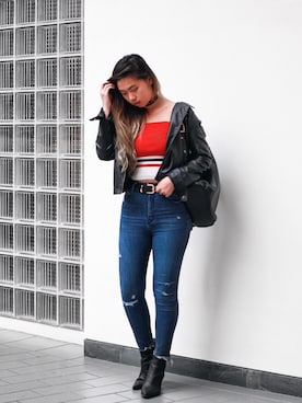 「FOREVER 21」｜「アイテム（ライダースジャケット）」を使った、Sophie Leungさん（レディース・163cm）の春コーディネート
