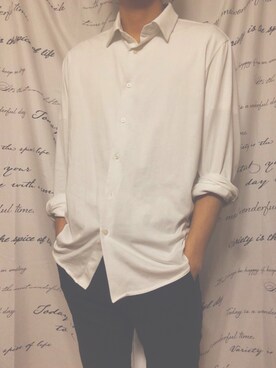 Motokiさんの「イージーケアジャージースリムフィットシャツ（長袖）」を使ったコーディネート