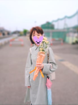 「idem（イデム）のアイテム（シャツワンピース）」を使った、陽向芽衣さん（レディース・151cm）の春コーディネート