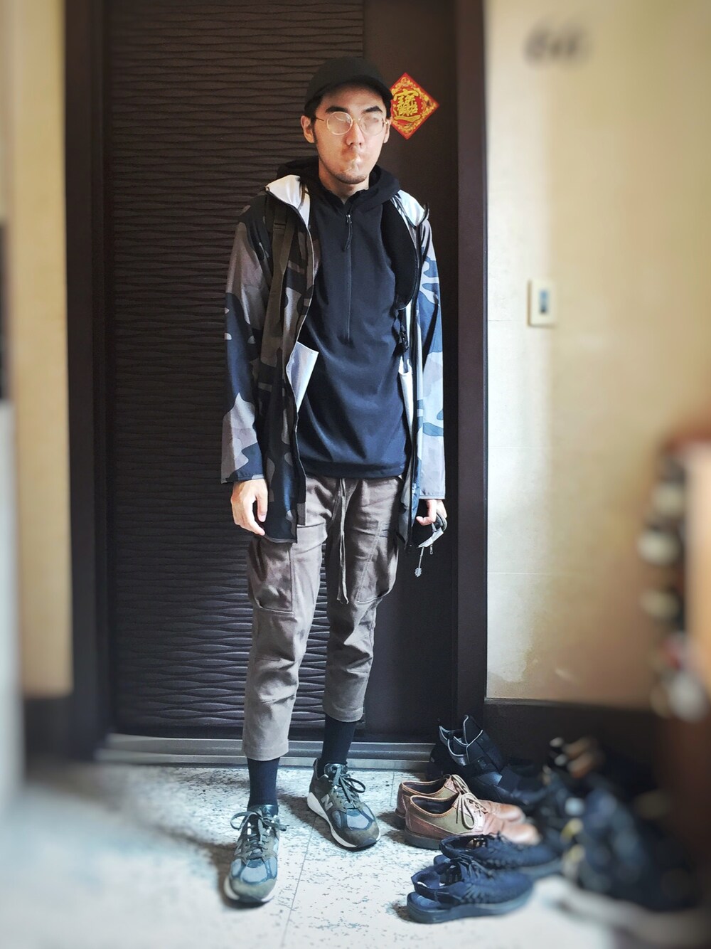 「Stampd' LAのアイテム（トップス、ブラック系）」を使った、Simonさん（メンズ・176cm）の夏コーディネートの1枚目の写真