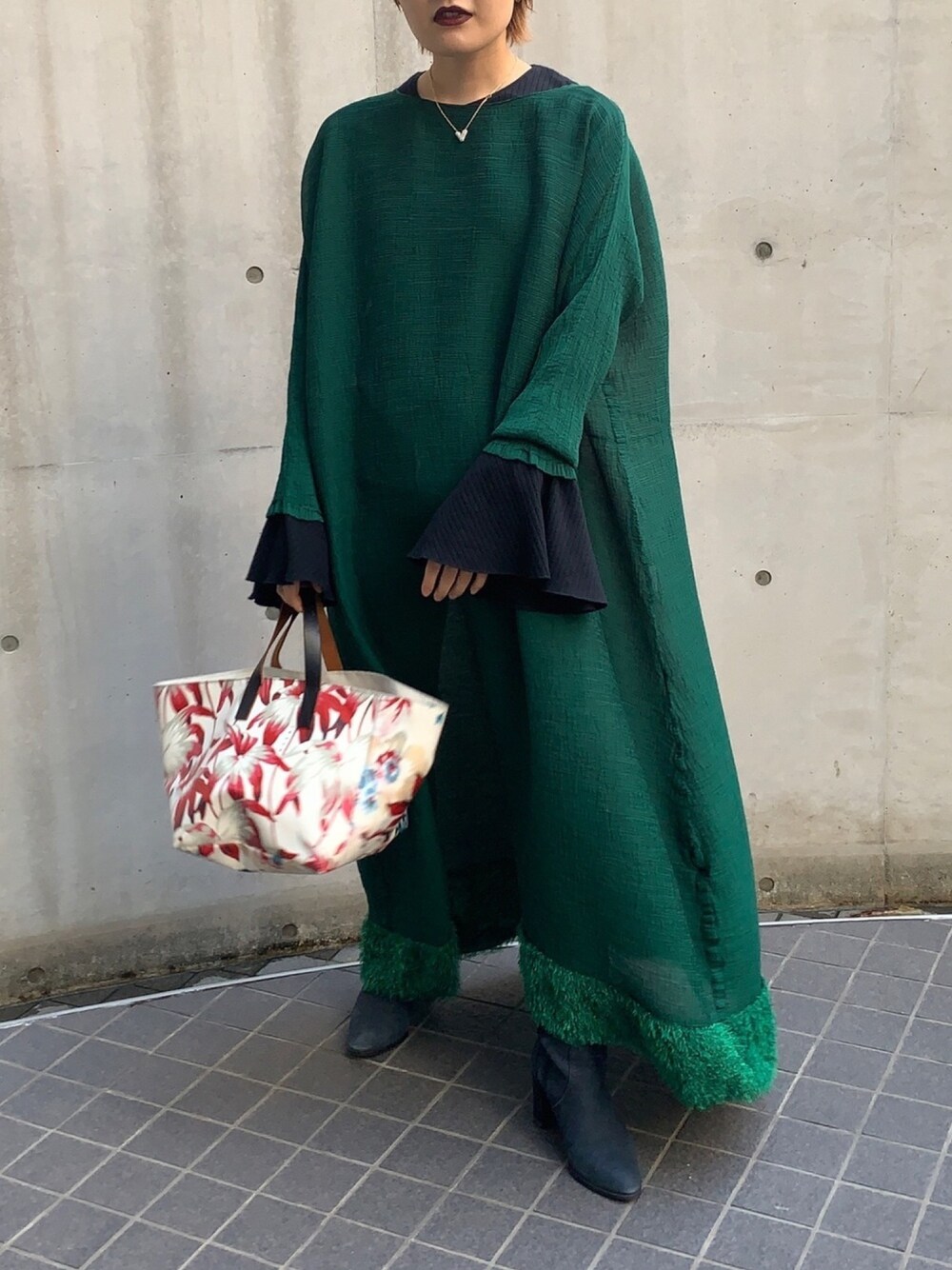 「低身長、低身長コーデ、147cm、150cm、PLEATS PLEASE、DIANA、MARNI、LouisVuitton」｜「PLEATS PLEASEのアイテム（ワンピース/ドレス、グリーン系）」を使った、btiv8iさん（レディース・147cm）の秋コーディネートの1枚目の写真