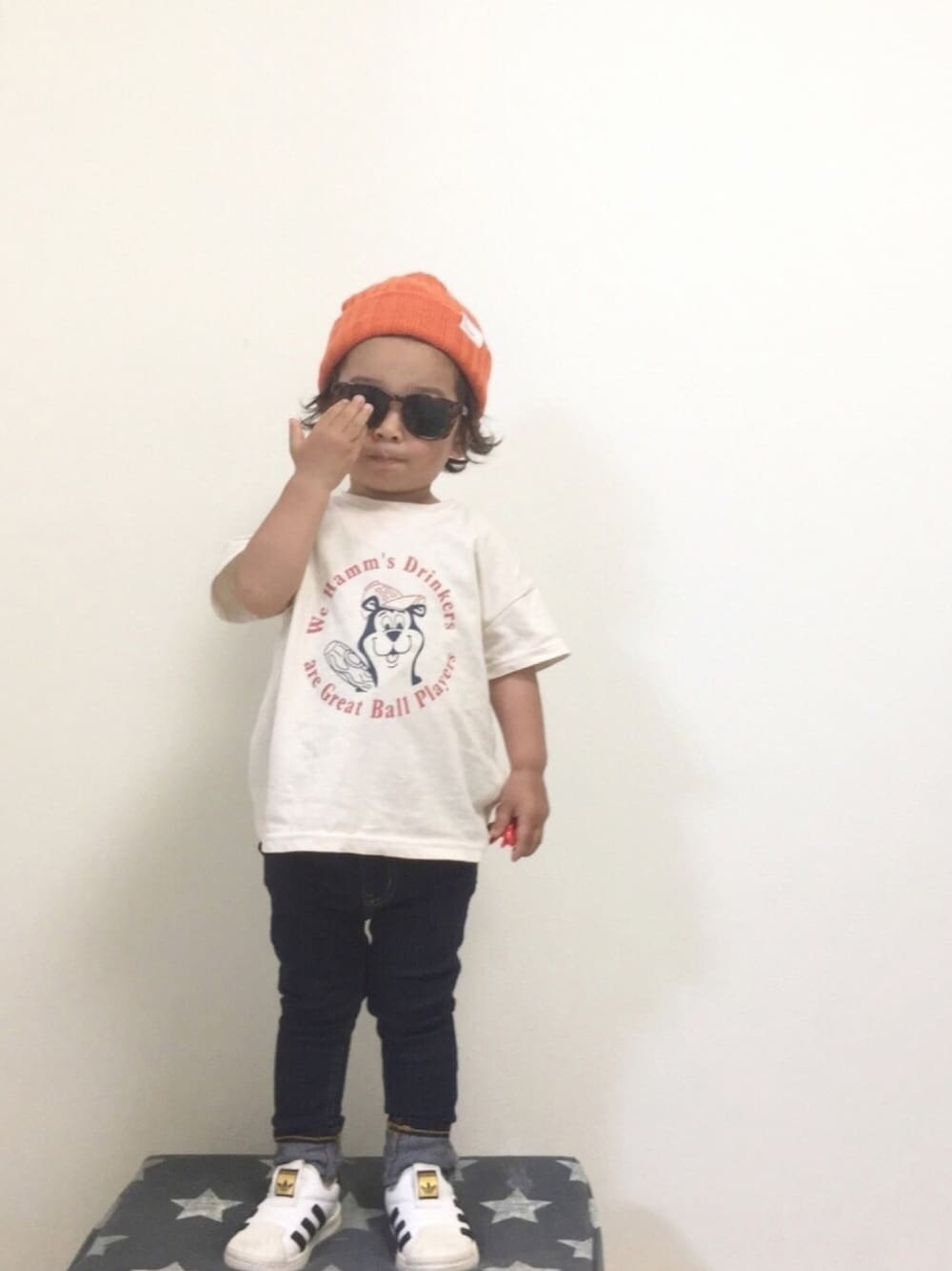 「キッズコーデ、男の子、夏コーデ、ニット帽、オレンジ、petit bebe、プチプラ」｜「RAGEBLUEのコットン/リネンリブワッチ/790525（ニットキャップ/ビーニー、オレンジ系）」を使った、◡̈ nosu.Kさん（キッズ・80cm）の夏コーディネートの1枚目の写真