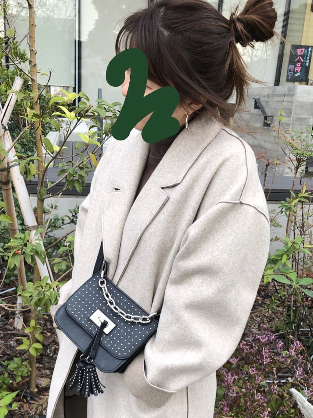 ZARAのチェスターコートを使った「ショルダーバッグ」の人気