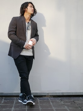 「jiggys shop（ジギーズショップ）のアイテム（テーラードジャケット）」を使った、Shinoさん（メンズ・170cm）の冬コーディネート