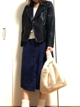 「ブルー×ブラック」｜「アイテム（ライダースジャケット）」を使った、ask**☺︎さん（レディース・157cm）の秋コーディネート