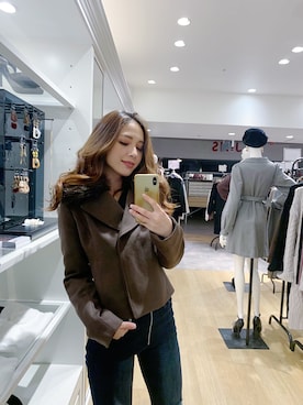 「LIPSERVICE（リップサービス）のアイテム（その他アウター）」を使った、谷口美咲さん（レディース・153cm）の秋コーディネート