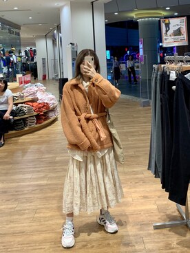 「休闲」｜「アイテム（ナイロンジャケット）」を使った、korraさん（レディース・157cm）の秋コーディネート
