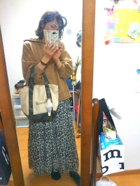 「Marc by Marc Jacobs（マークバイマークジェイコブス）のアイテム（アナログ腕時計）」を使った、ナッツさん（レディース・157cm）の秋コーディネート