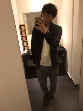 「赤い靴下」｜そーし→お笑いコンビヴァンパイアリゾットさん（メンズ・179cm・20代）の春コーディネート