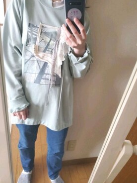 「sakishimatokyo（サキシマトーキョー）のアイテム（スウェット）」を使った、つなさん（レディース・161cm）の春コーディネート