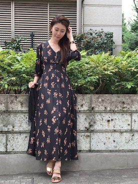 「DRWCYS」｜「アイテム（アクセサリー）」を使った、DRWCYS・PR 生駒典子さん（レディース・159cm）の夏コーディネート