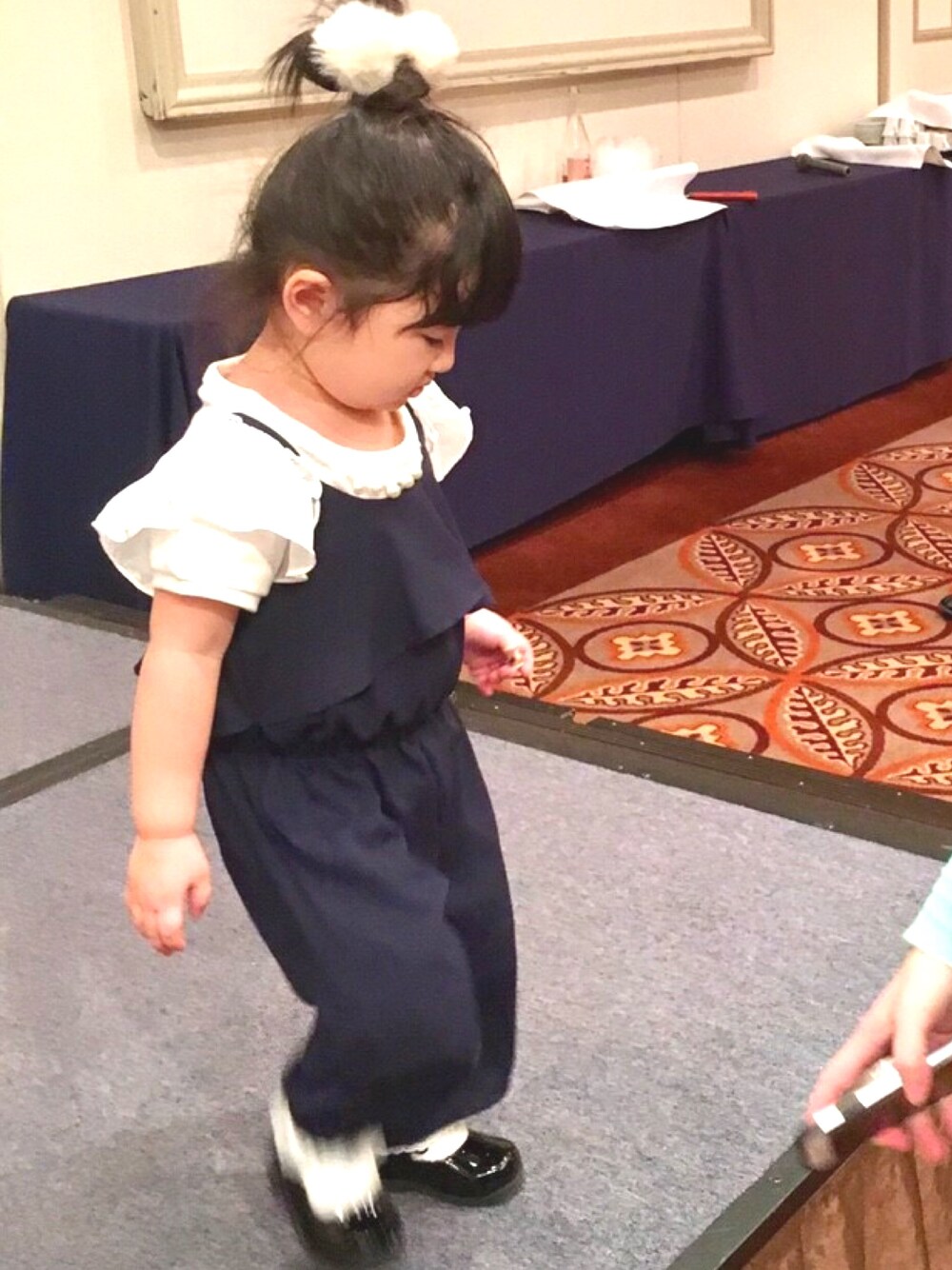 「結婚式、女の子コーデ、4歳、3歳、オールインワン」｜「バースデーのアイテム（つなぎ/オールインワン、ブルー系）」を使った、AIMIさん（キッズ・100cm）の夏コーディネートの1枚目の写真