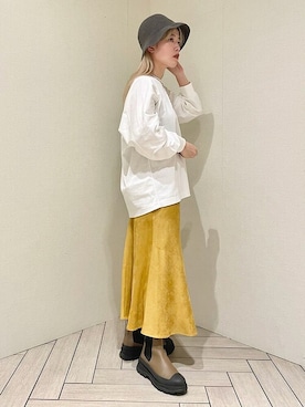 「SHIPS（シップス）のメタルボールネックレス 45cm（ネックレス）」を使った、滝田さん（レディース・164cm）の秋コーディネート