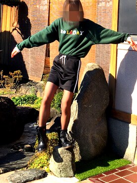 「PECOCLUBのアイテム（トップス、グリーン系）」を使った、yunaさん（レディース・160cm）の冬コーディネート