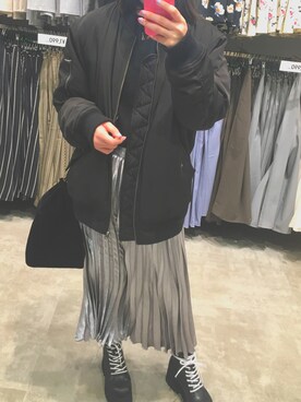 「GU（ジーユー）のアイテム（ジャケット/アウター、ブラック系）」を使った、yunaさん（レディース・160cm）の冬コーディネート