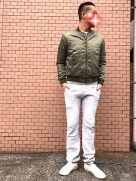 「SEVENDAYS=SUNDAY（セブンデイズサンデイ）のアイテム（MA-1）」を使った、rintosaku &  8さん（メンズ・180cm）の冬コーディネート
