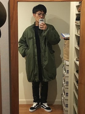 「UNUSED」｜「アイテム（ミリタリージャケット）」を使った、KUROさん（メンズ・163cm）の冬コーディネート