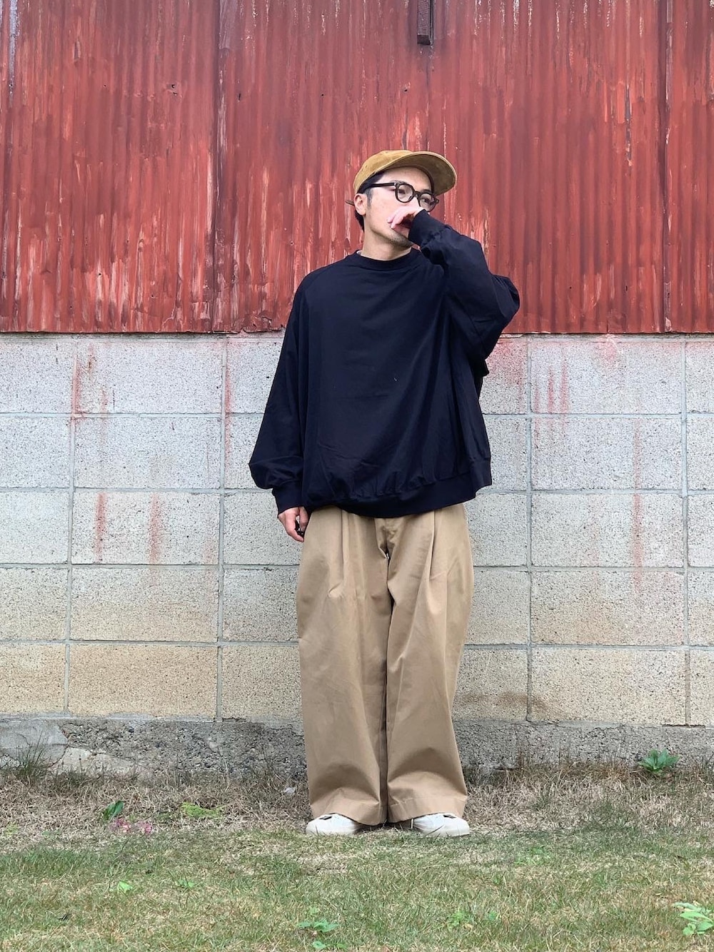 「guepard、MAINU、STUDIONICHOLSON、Moonstar、Hender Scheme、ワイドパンツ」｜「Hender SchemeのHender Scheme water proof pig jet cap (bs-c-jpc)（キャップ、グリーン系）」を使った、KUROさん（メンズ・163cm）の秋コーディネートの1枚目の写真