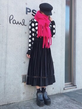 マフラーを使った ショッキングピンク の人気ファッションコーディネート Wear