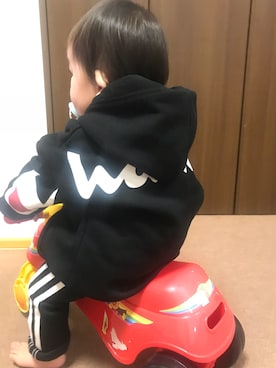 「チャンピオン パーカー」｜ハルさん（キッズ・70cm）の冬コーディネート