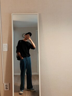 「H&M（エイチ・アンド・エム）のアイテム（Tシャツ/カットソー）」を使った、612kさん（メンズ・173cm）の冬コーディネート