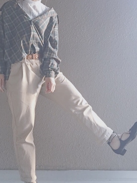 「BURBERRY（バーバリー）のアイテム（シャツ/ブラウス、グリーン系）」を使った、shiotanさん（レディース）の春コーディネート