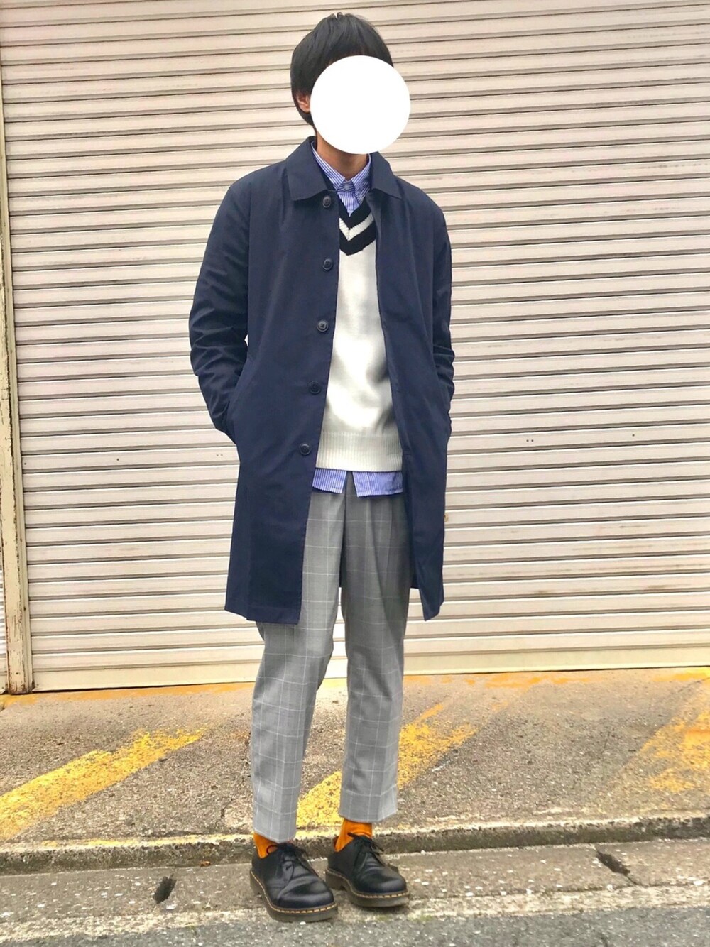 「平成最後のWEARISTAセンバツ、ステンカラーコート、グローバルワーク(GLOBAL WORK)、スラックス、チルデンニット、UNIQLO、レイヤードスタイル、はるコーデ、キレイめ、シンプルコーデ」｜「GLOBAL WORKのノビリアステンカラーコート/813846（ステンカラーコート、ブルー系）」を使った、ノエル（40代お洒落コーデ）さん（メンズ・178cm）の春コーディネートの1枚目の写真
