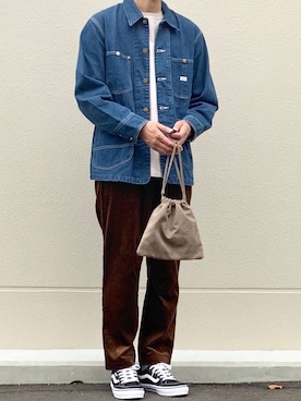 「Lee（リー）のアイテム（カバーオール）」を使った、ノエル（40代お洒落コーデ）さん（メンズ・178cm）の秋コーディネート